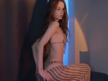GOAL: tease you with my bra [132 tokens remaining] Welcome to my room!  #new #teen #18 #young #shy